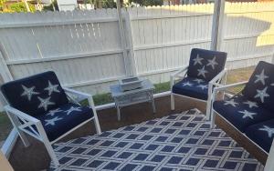 Crescent Vintage Cottage