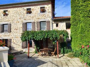 Maisons de vacances GITE RURAL RECENT avec GRANDE TERRASSE : photos des chambres