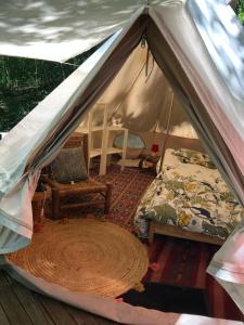 Tentes de luxe Tente amenagee pour 1 ou 2 personnes : photos des chambres