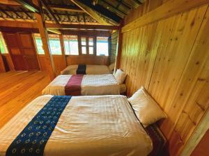 Rosevine - Homestay Trekking Tour