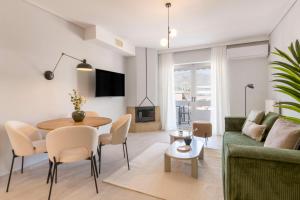 Lightstone 3BR Living in Glyfada by UPSTREET