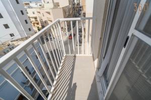 Cosy 1BR fully equipped Apt with balcony with WIFI by 360 Estates