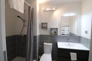 Appartements Appartement Belle etoile - Cure, ski & spa : photos des chambres