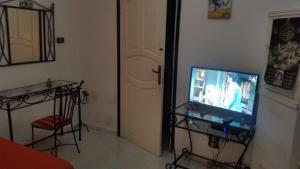 studio une chambre avec terrasse à la médina de Tunis