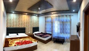 New Damir palace