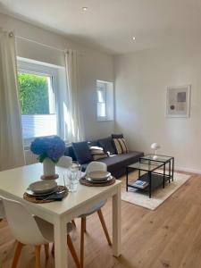 Renovierte Altbauwohnung mit Stil, Nähe Kemnadersee, Uni, Innenstadt - 3-star hotels in Bochum