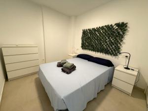 Central and bright beach apartment