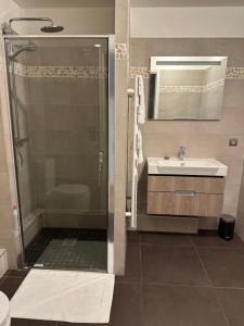 Appartements Cosy Parisian Upscale Apartment : photos des chambres