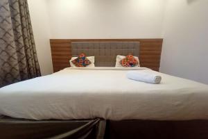 RROOMS Elite Hotel Global Luxury