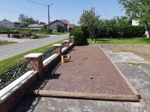 Maisons de vacances Gite Les Petits Loups : Maison 6 Chambres