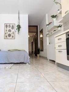 Sambucisco Airport Stay