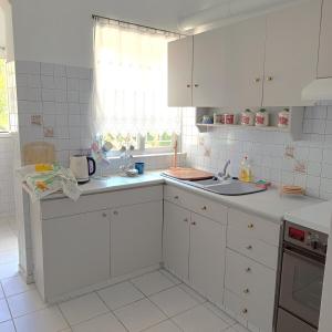 Sunlit and cosy apartment