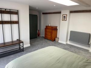 Apartment close to Belvoir Castle, Bottesford, pet friendly
