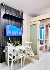 CONDO Staycation Sea Residence MOA-Kharen