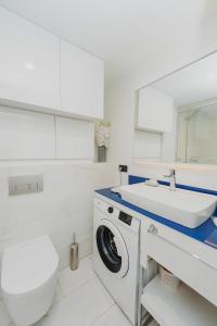 PANORAMA City Center Sea View