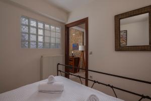 Villa Haris with shared pool