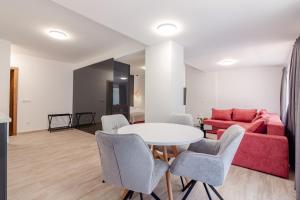 DA Luxe Apartments