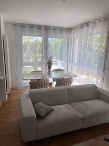 Appartements Charmant T2 a Rueil Malmaison : photos des chambres