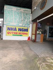 Nhà Nghỉ Quỳnh Hương - Quynh Huong Hostel