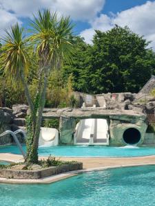 Campings Camping de l Orangerie de Lanniron Mobilhome Esprit Zen R26 : photos des chambres