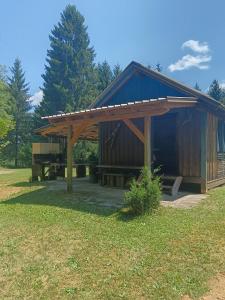 Hidden Cabin near Kočevje 