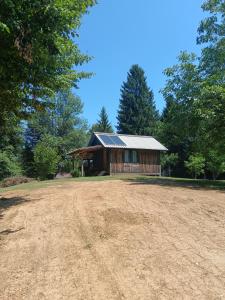 Hidden Cabin near Kočevje 