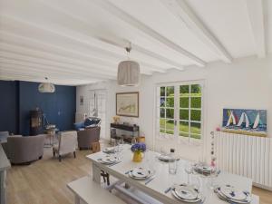 Maisons de vacances Port Blanc - maison familiale 12 adultes 2 enfants : photos des chambres