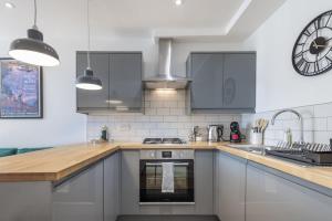 The Borough Mews Devereux Residences near Tower Bridge