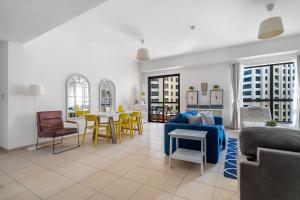 Spacious 2BR Flat with Gym & Pool in JBR