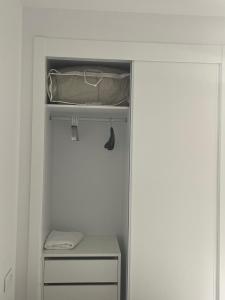 Habitación con piscina comunitaria