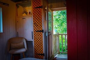 B&B / Chambres d'hotes Gite Chambre d'hotes insolite dans un pigeonnier a 5 minutes de Marciac Gers : photos des chambres