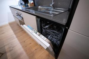 Modern Flat Metro CityLife-MICO-Self Check-in-AC