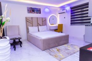 Havilland Apartments