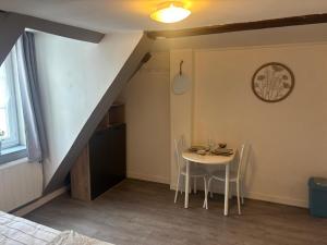 Appartements appartement, en plein coeur de Saint Pierre sur Dives : photos des chambres