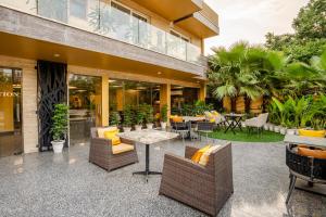 Lime Tree Hotel - Near Medanta Hospital