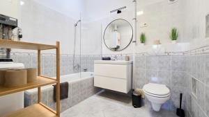 Rooftop Serenity Apartments