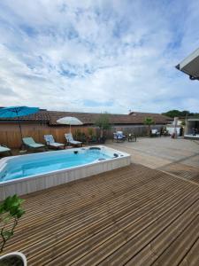 Sejours chez l'habitant Les Logis d-Argent Chambre d-hote avec WC, SDB, TV, Wifi, Option Petit Dejeuner , Parking : photos des chambres