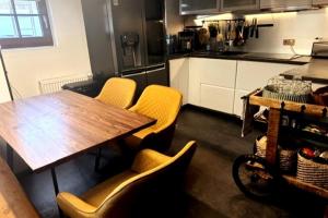 Hinterhaus im Elbhang in Dresden zw, Loschwitz und Pillnitz - Sächsische Schweiz