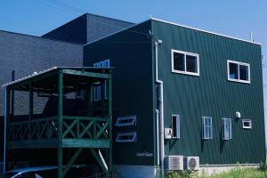 無料天然ファミリー温泉と専用炭火BBQスペース付貸切別荘 Green House