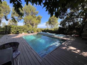 Villas Maison de style californien dans les pins a Villeneuve Les Avignon : photos des chambres