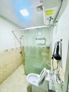 Hotel Hoà Bình Riverside Văn Phú