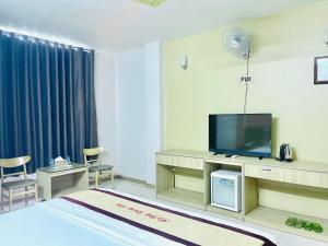 Hotel Hoà Bình Riverside Văn Phú