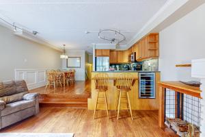 Chateau Ridge 120
