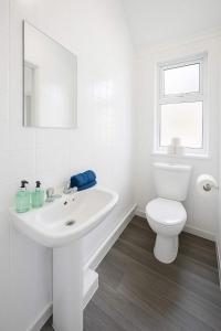 Studio flat 500m from Cardiff central station