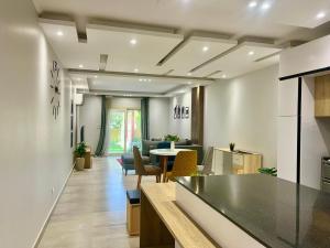 Modern 3-Bedroom Apartment - El Shorouk