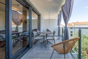 BRAND NEW - Apartment Maestral, Strozanac