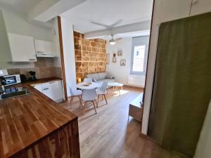 Appartements T2 Cosy Clim & WiFi - Ecusson coeur de Montpellier : photos des chambres