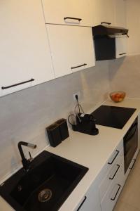 Apartment 82 Central Point