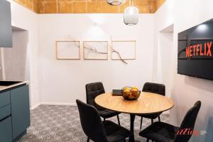 Chic & Eclectic Valletta Stay