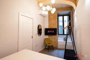 Chic & Eclectic Valletta Stay